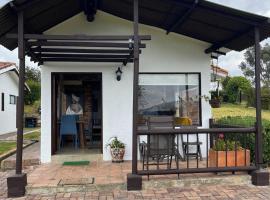 Zingara de la Montaña: Hermosa Casa en Zipaquira, casa vacacional en Zipaquirá