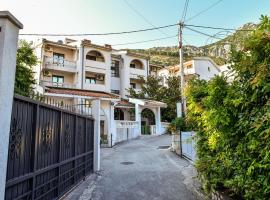 Magnolia rooms and apartments, three-star hotel in Sutomore