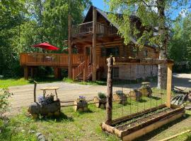 Lazy Bear Retreat at Talkeetna Lodge, hotel in Talkeetna