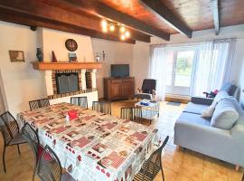 Quiet and charming house close to the sea, hotell i Le Vivier-sur-Mer