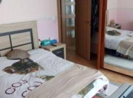 bonito apartamento en Ferrol podéis Llamar a Booking para dudas, готель у місті Ферроль