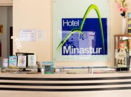 Hotel Minastur: Capitólio şehrinde bir otel