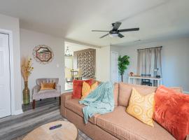 Timeless Decatur Getaway, Hotel in Decatur