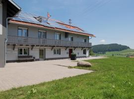 Bauern-Ferienhaus-im-Allgaeu, vacation home in Buchenberg
