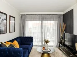 Eirini Elegant - Athena Apartment Fourways