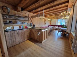 Panorama-Ferienhaus im Stubaital, Hotel in Mieders