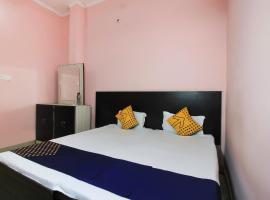 OYO Hotel Yuvraj Guest House, hotel v destinácii Rudrapur
