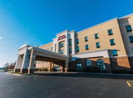 Hampton Inn & Suites Effingham, хотел в Ефингам