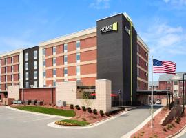 Home2 Suites by Hilton Greensboro Airport, NC, hotelli kohteessa Greensboro lähellä lentokenttää Piedmont Triad -lentokenttä - GSO 