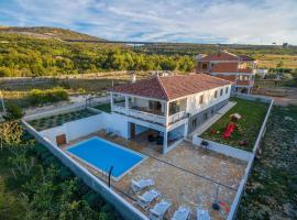 Holiday home in Jasenice 31210, hotel in Jasenice