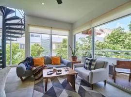 Serene Private Rooftop Jacuzzi Penthouse 2 Pools 5 Min To Beach + Gym