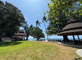 Beach Bungalow at Lanta Resort，高蘭的飯店