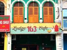 Lodge 163 Ventures, hotelli kohteessa Ipoh lähellä lentokenttää Sultan Azlan Shah -lentokenttä - IPH 