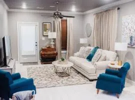 Country Cottage - Broussard