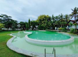 RedDoorz @ Padi Beach Resort Oton Iloilo, hotel v destinácii Oton