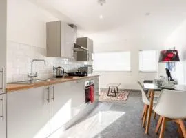 Spacious 2 Bedroom Apartment in Central Hull