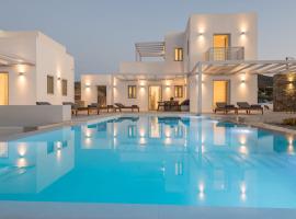 Beautiful Paros Villa - 2 Bedroom - Villa Nirvana - Breathtaking Sea Views and Great for Couples - Naousa, hotel in Livadia