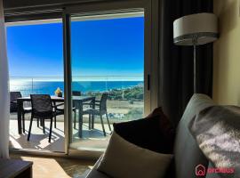 Calma y Relax en el Mediterráneo, hotel with pools in Cabanes