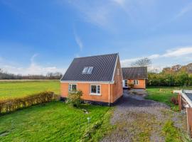 Holiday Home Adrienne - 6-4km from the sea in Bornholm by Interhome, holiday home in Åkirkeby