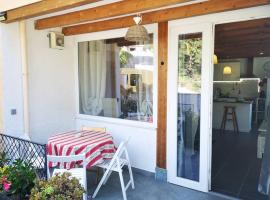 beautiful apartment in Villa Sandrinella, hotel a Gorbio