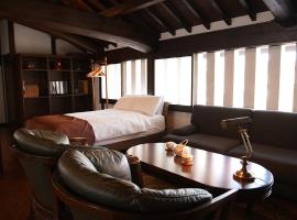 KAMIYASHIKI Private Hotel - Self Check-in Only, overnatningssted med køkken i Osaka