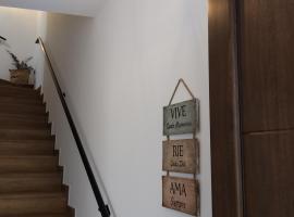 CASA RURAL U FORTI, hotel in Valverde del Fresno