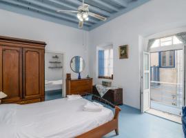 Rustic House in Plaka, hotel in Plaka Milou