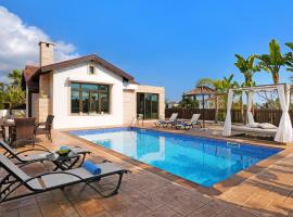 Villa Lara - 3bed Bangalow with Large Pool, Hotel in Agia Napa