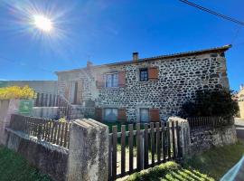 Gîte Saint-Haon, 4 pièces, 5 personnes - FR-1-582-211, vacation home in Saint-Haon