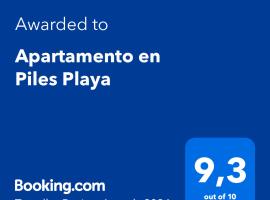Apartamento en Piles Playa, hotel with parking in Piles