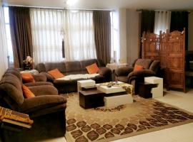 Jordanian family hosting, homestay in Umm Quşayr