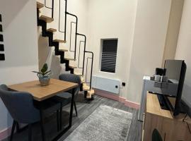 Cozy En-suite Loft in Trendy Local, B&B din Londra