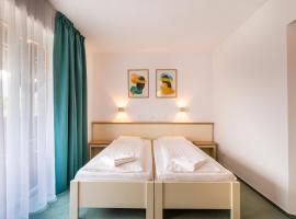 Complex Pastravaria Albota, hotel a Arpaşu de Sus