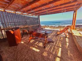 Casa MiraMar, beach hotel in Yauca