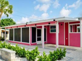 Sunrise Tiny Home - New&Cozy, minicasa en Sarasota