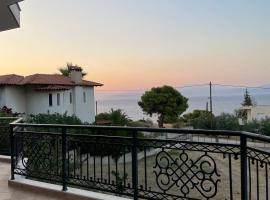 Seaview Residence In The Beautiful Melissi, hotel in Melission