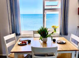 Beachside, Torcross, between the Sea and the Ley, cottage in Torcross