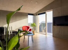 CONRADSBREKKA Luxury Top Floor Apartment in Central Tórshavn