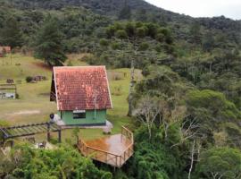 Nosso Pátio - Chalé na Montanha, hotell i Rancho Queimado