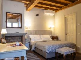 Il Cortiletto, hotel v destinaci Piacenza