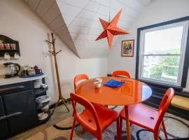 Crow's Nest Crash-Pad