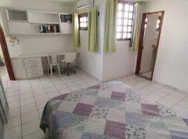 Ampla Casa Duplex com 4 suítes