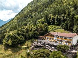 Hotel Gasthof Waldschenke, hotel v destinaci Marlengo