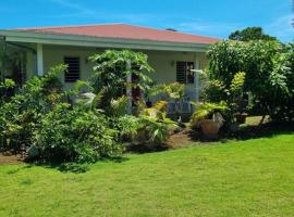 Fare Hiki - TOAHOTU, hotel in Tohautu