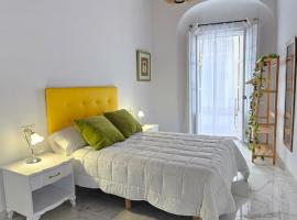 Don Roman Suites en pleno centro, hotel em Sanlúcar de Barrameda