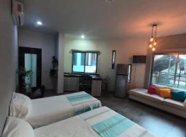 Casa Arbol de Paz habitación doble, hotel barato en Chacala