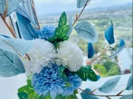 Panoramic City View 3bedroom condo Wi-Fi Parking