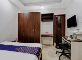 OYO Zois Nest, готель у місті Kammasandra
