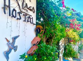 Casa del Lago Lodging House, serviced apartment in Puerto Ayora