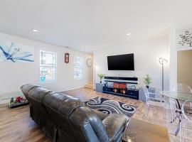 3BR Dog-Friendly Townouse with Grill, Fireplace, AC, caba&ntilde;a en Dover